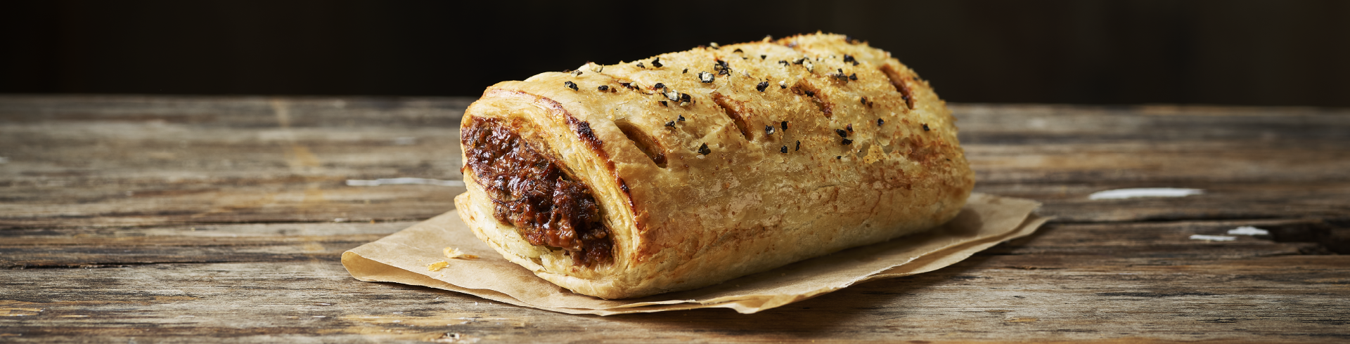 Angus Beef & Pepper Roll 200g Banner